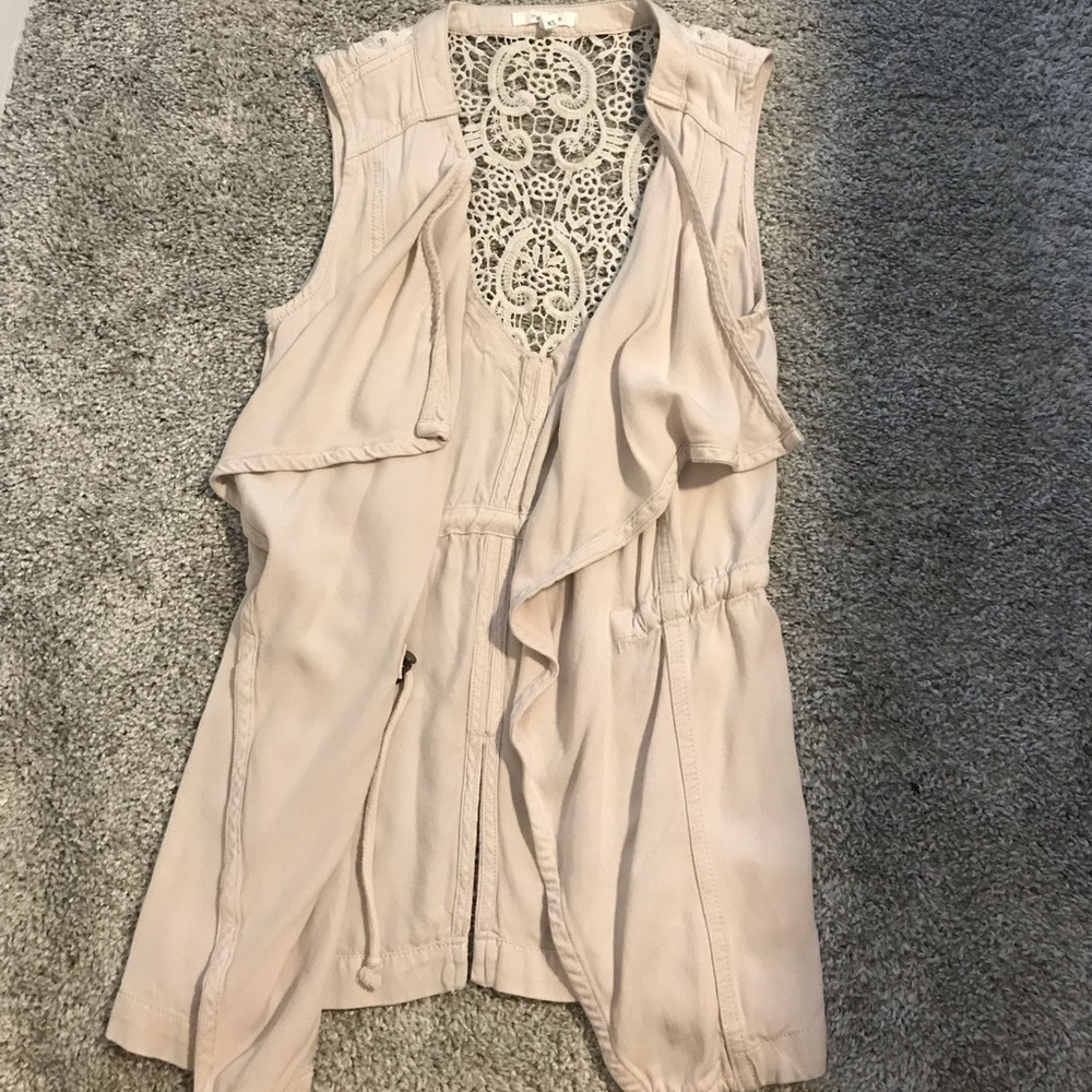 Tan vest